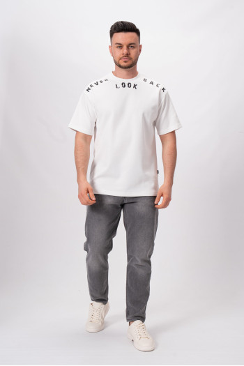 Футболка з принтом K.O.R 21191 Білий (WHITE)